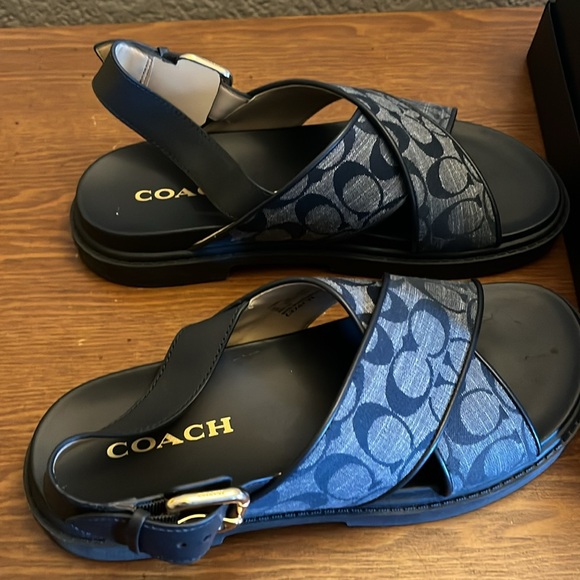 Brand new COACH sandals - Picture 3 of 3